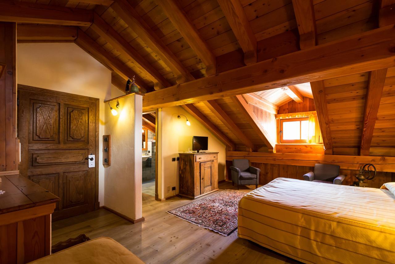 Hotel Lyshaus グレッソネイ・サイント・ジェアン エクステリア 写真