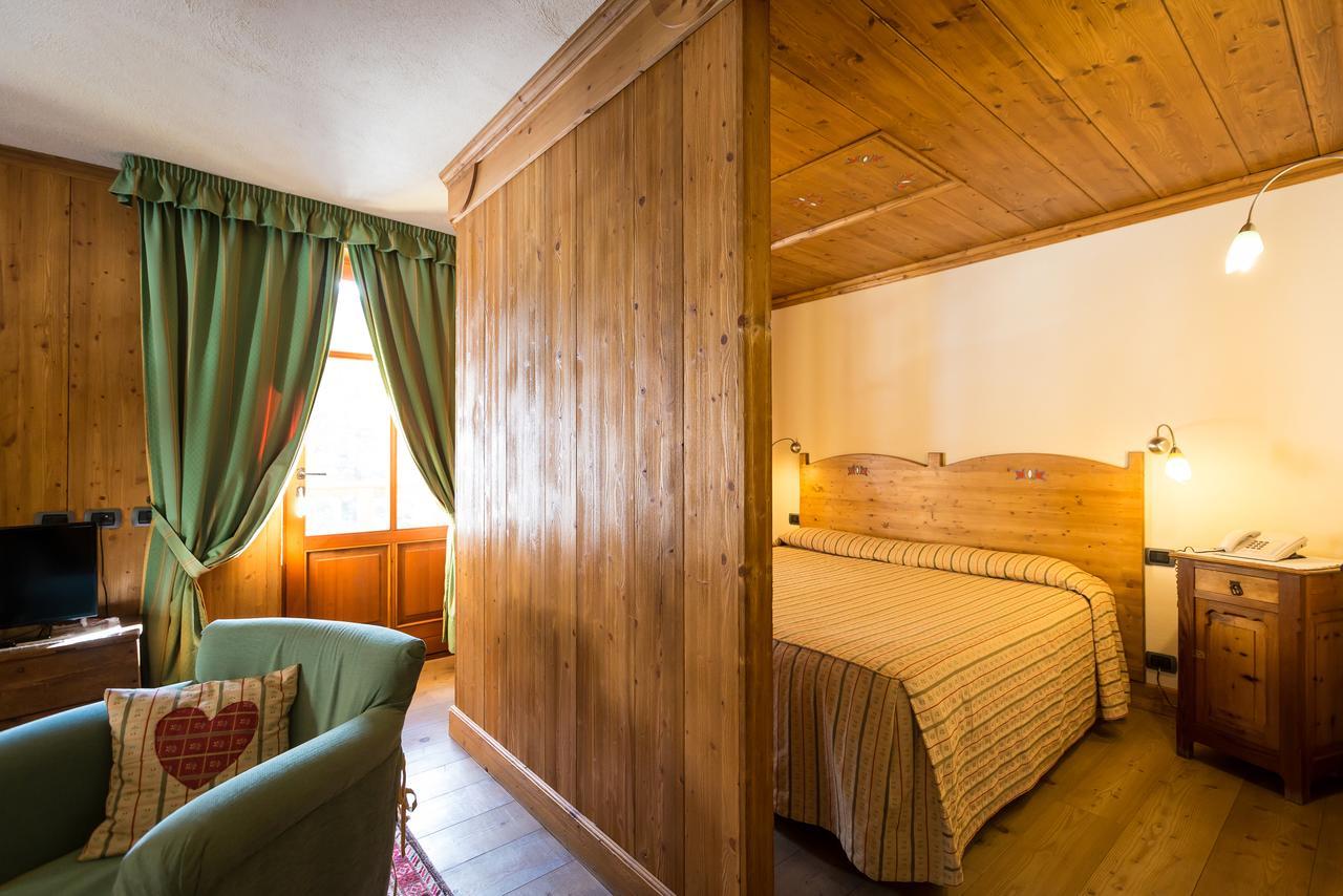 Hotel Lyshaus グレッソネイ・サイント・ジェアン エクステリア 写真