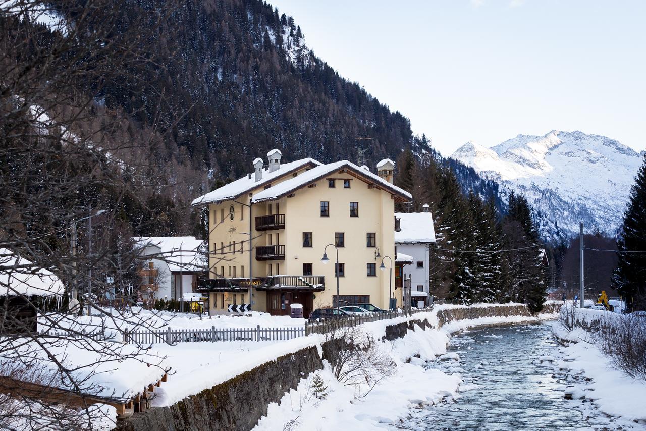 Hotel Lyshaus グレッソネイ・サイント・ジェアン エクステリア 写真