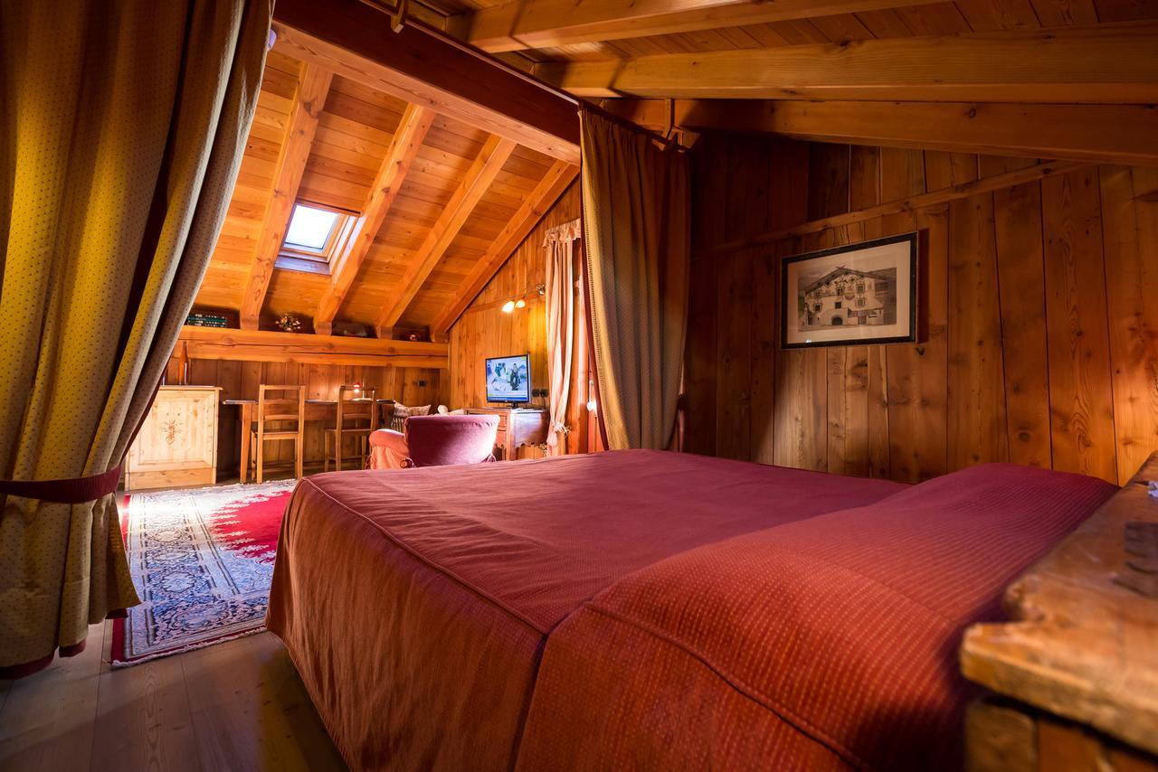 Hotel Lyshaus グレッソネイ・サイント・ジェアン エクステリア 写真